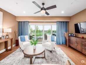 Building Photo - 5211 Highpointe Lakes Dr