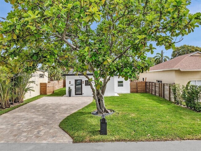 Foto del edificio - 107 Central Ave