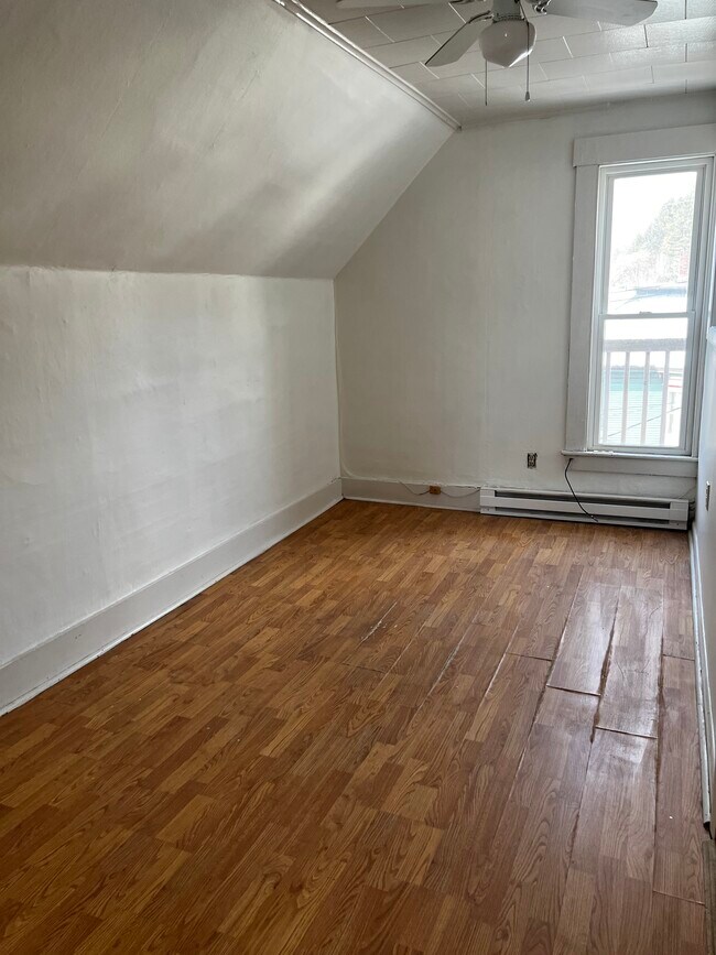 Living room - 15 Third St