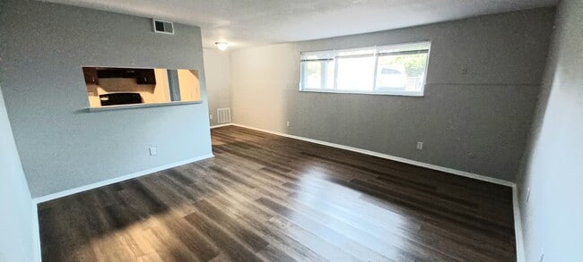 Stylish 1-Bed Living in the Heart of Kettering - Tour now! - Stylish 1-Bed Living in the Heart of Kettering - Tour now! Apartment