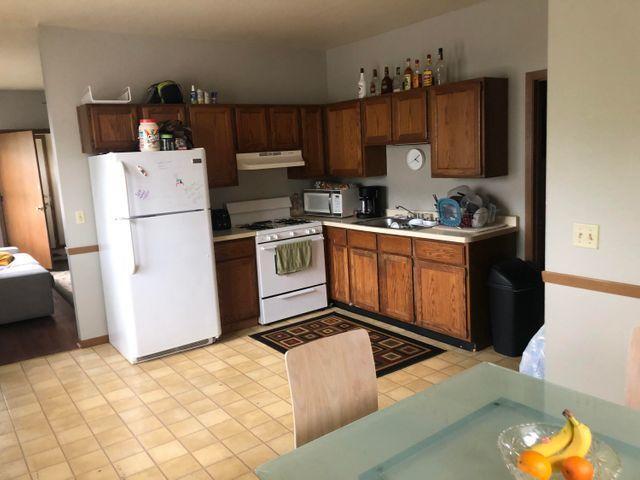 Foto del edificio - 2343 N Oakland Ave