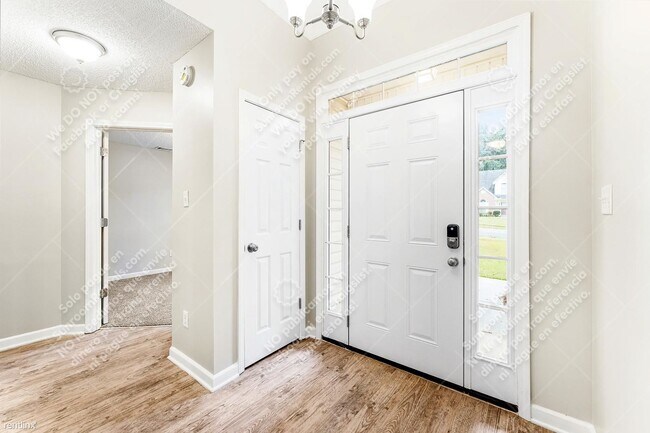 Foto del edificio - 3 br, 3 bath House - 1342 Buckingham Dr