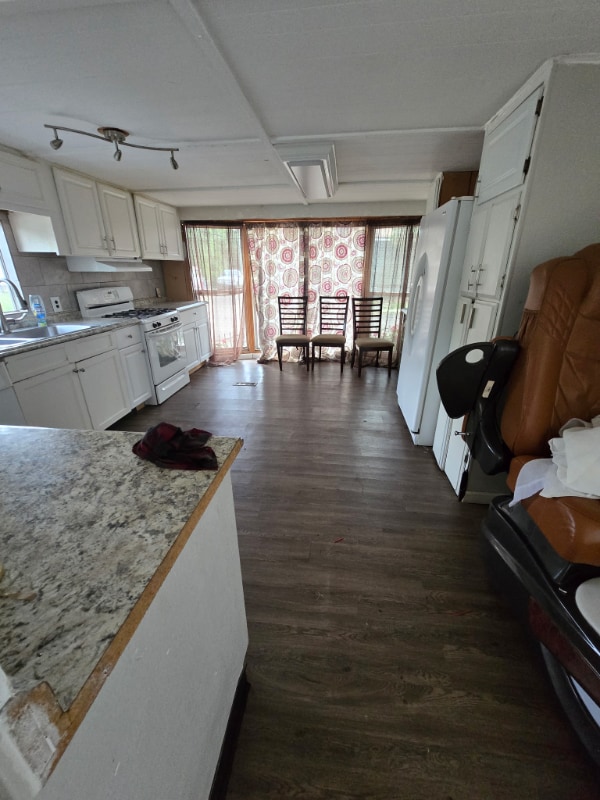 Photo - 10 9th Ave (Longmont, CO) House