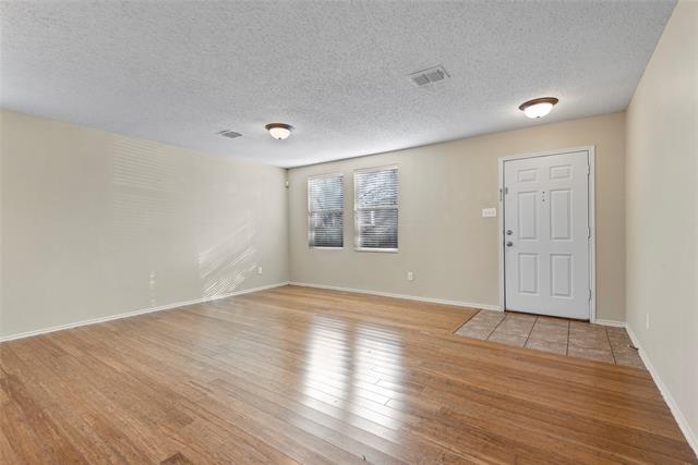 Building Photo - 5404 Pandale Valley Dr