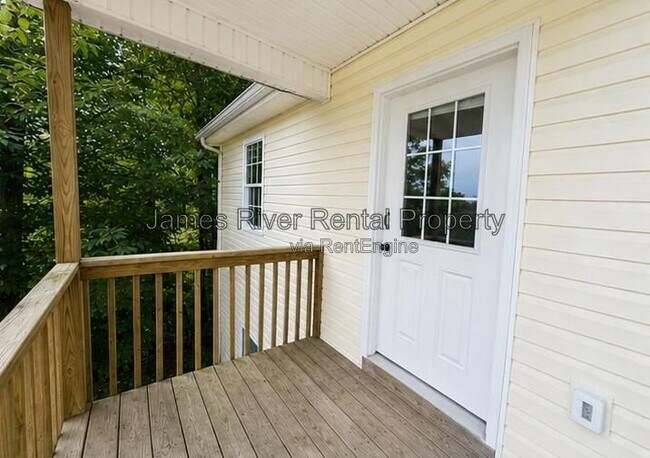 Foto del edificio - 14109 Red House Rd