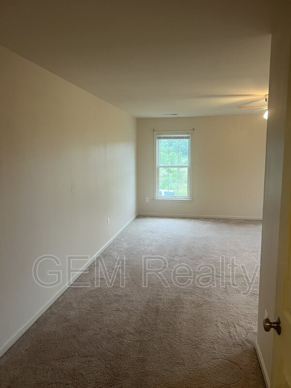 Building Photo - 35122 Saba Pl