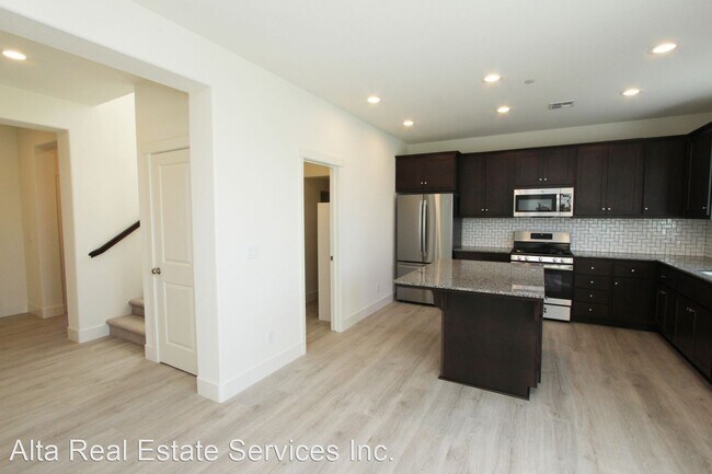 Foto del edificio - 5 br, 3 bath House - 1859 Felsite Street