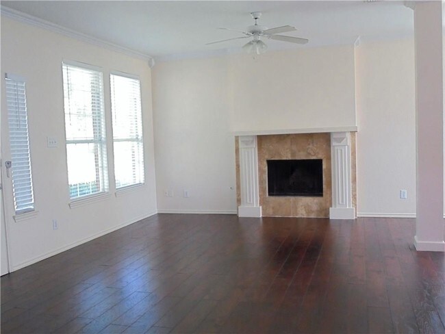 Building Photo - 1621 Rancho Dr