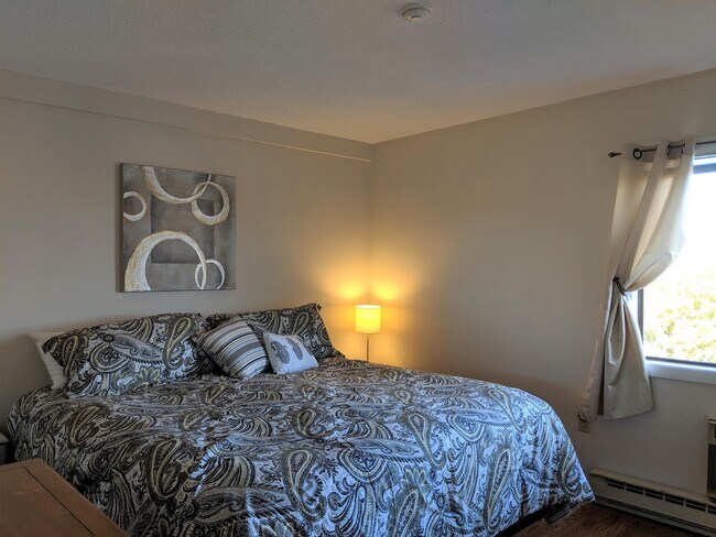 Foto del edificio - 160 Treetop Cir