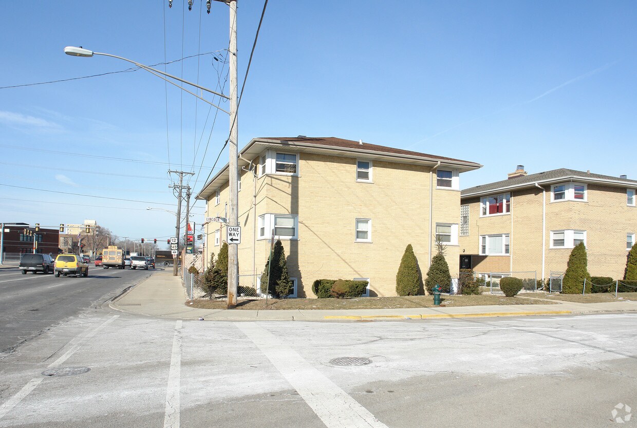 Primary Photo - 2824 Lincoln St