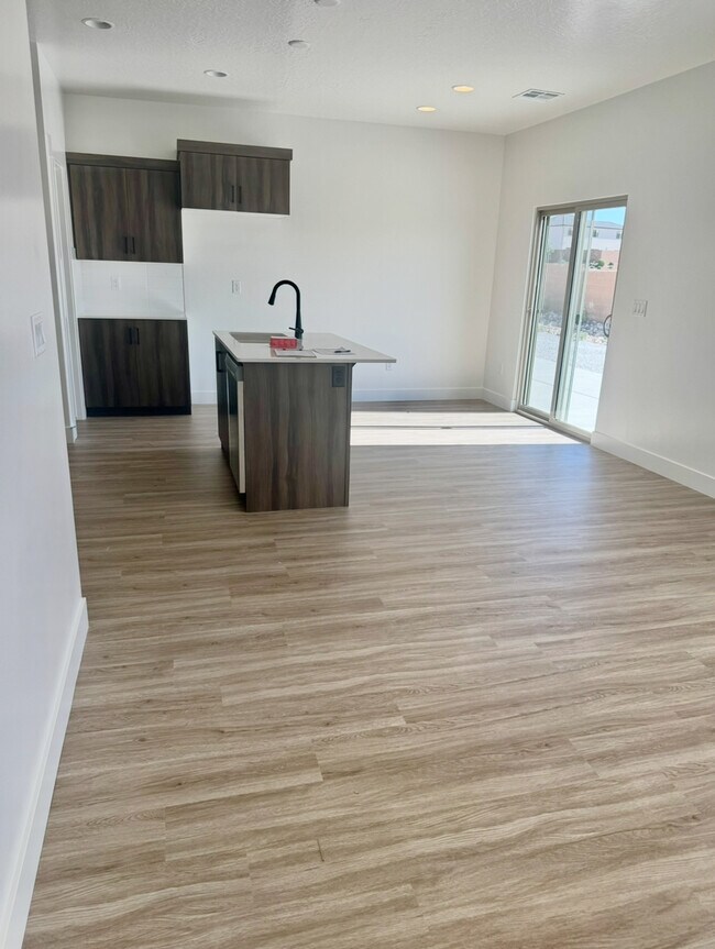 Foto del edificio - 5718 S Weehawken Ln