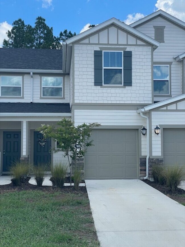 Foto del edificio - Beautiful 3/2.5 2023 Townhome Oakleaf