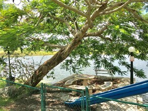 Building Photo - 16274 SW 139th Ct