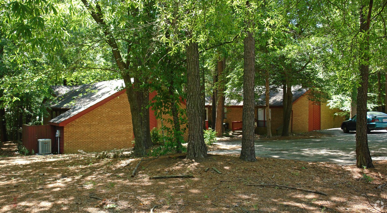 Foto del edificio - 4822 Hollenden Dr