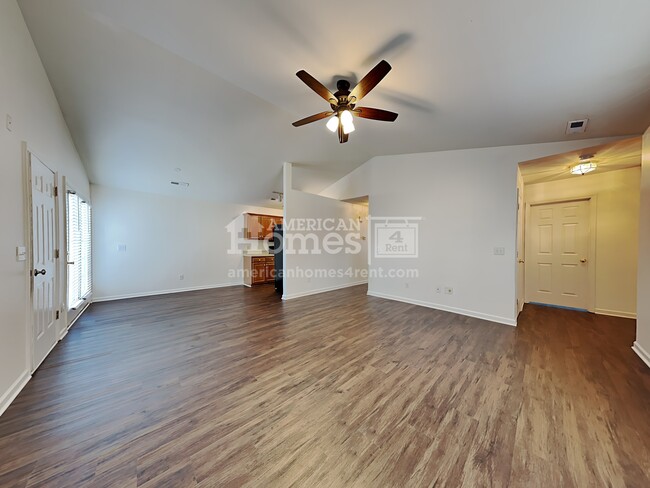 Building Photo - 1013 Tesh Ct