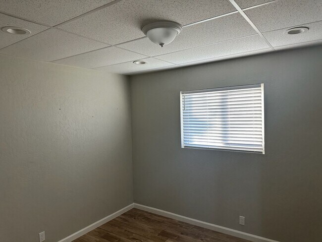 Foto del edificio - 316 E Rose Ave