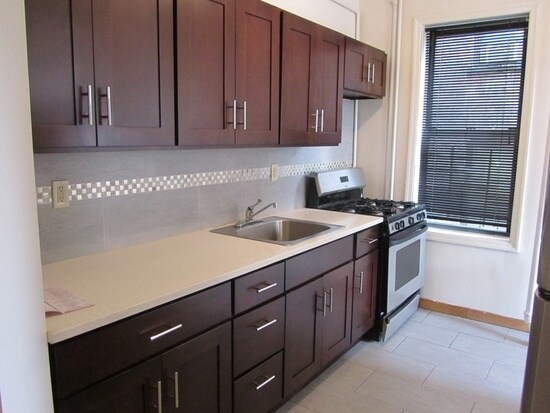 Cocina - 230 Brook Ave