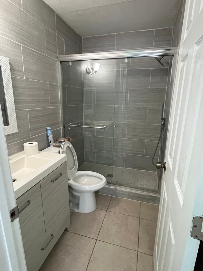 Photo - 7071 61st St House