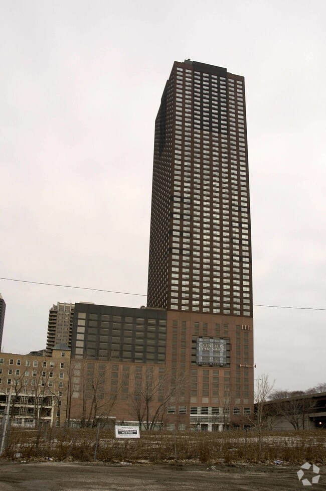 474 North Lake Shore Dr North Pier Tower Rentals Chicago, IL