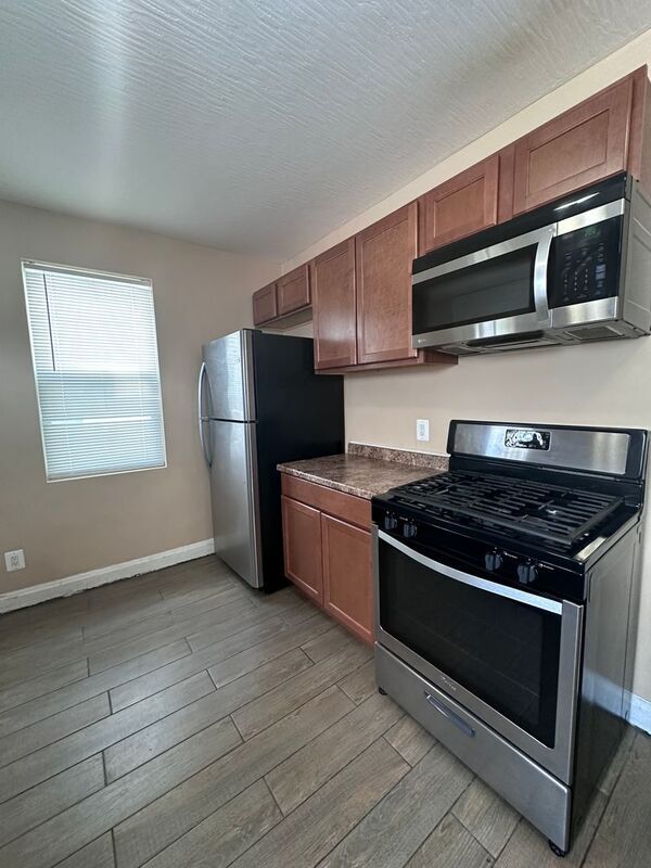 Foto del edificio - 431 E 14th Ave