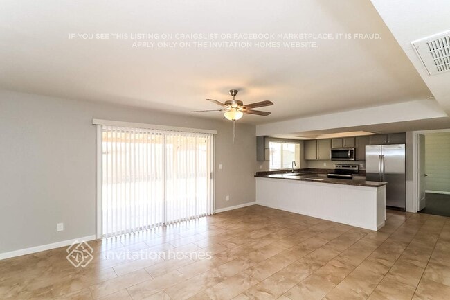 Foto del edificio - 10623 N 49th Ave