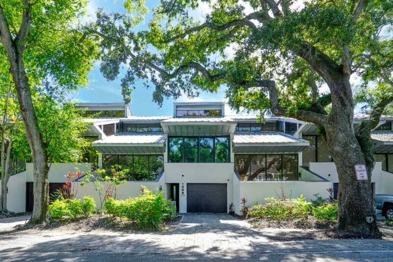 Primary Photo - 1509 S Bay Villa Pl