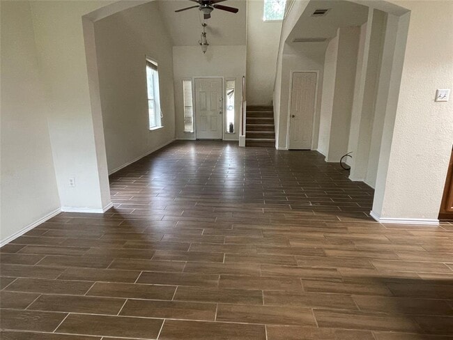 Building Photo - 1700 Kemah Dr