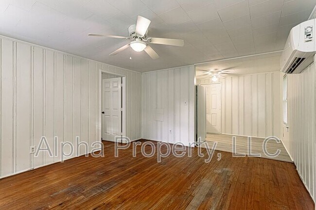 Foto del edificio - 100 Darlington Ave