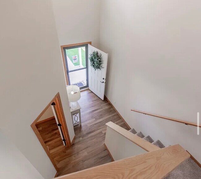 Foto del edificio - 8767 Ridge Hollow Dr