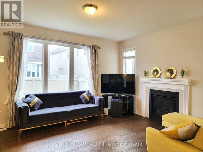 Photo du bâtiment - 180 Cranesbill Rd