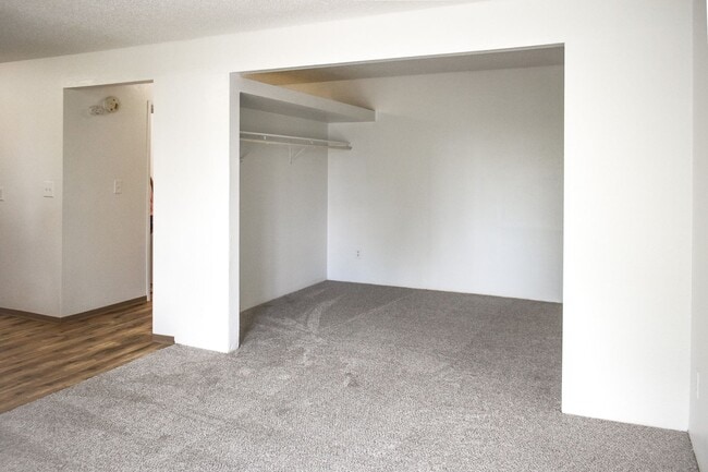 Interior Photo - Centennial West Apartments