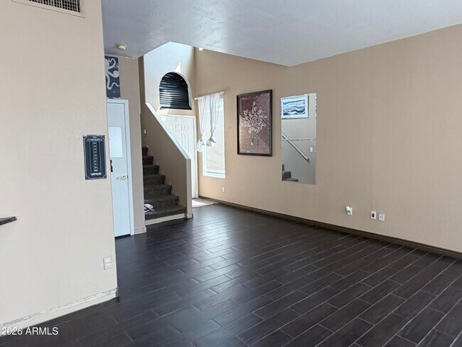 Building Photo - 3133 E Kristal Way