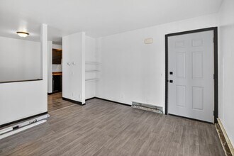 Building Photo - 3722 W Karstens Dr