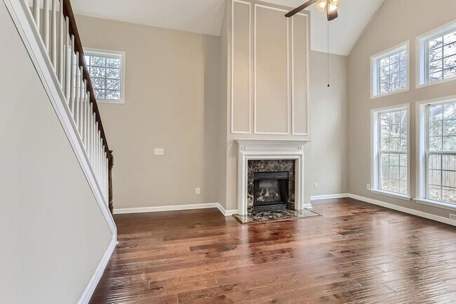 Building Photo - 2605 Gateview Ct