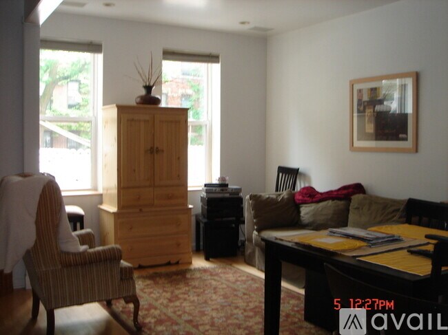 Foto del edificio - 1728 N Hermitage Ave