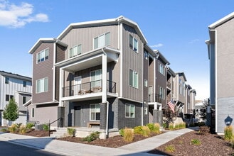 Building Photo - 15073 Halter Wy