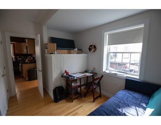 Foto del edificio - 75 Willow Ave