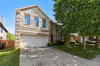 Building Photo - 2829 Tangerine Ln
