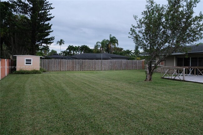 Foto del edificio - 12061 SW 120th Terrace