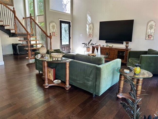 Building Photo - 25 Stoney Creek Cove