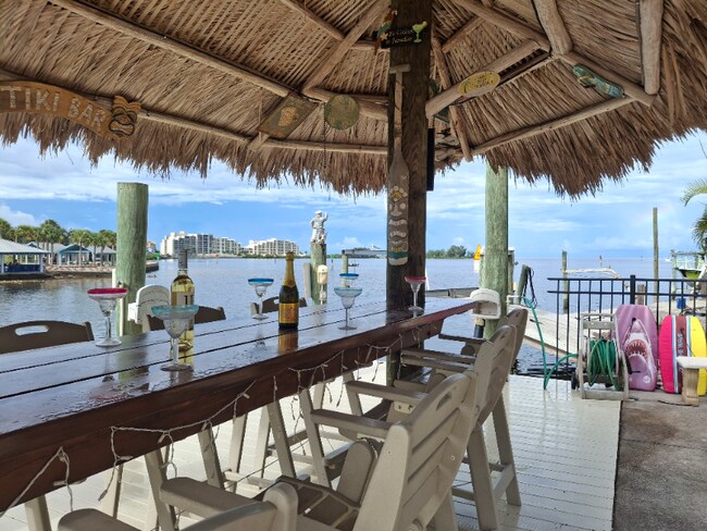 Foto del edificio - 1 Harbor Dr