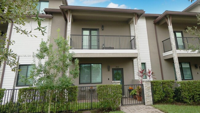 Building Photo - 4975 NW 83rd Path