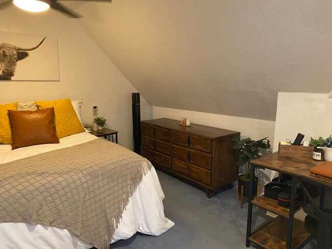 Master Bed - 27123 Rio Prado Dr