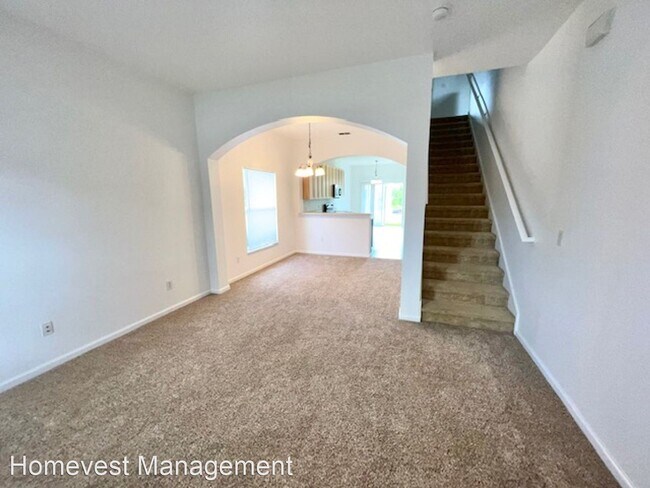 Foto del edificio - 5 br, 3.5 bath House - 16404 Cedar Crest D...