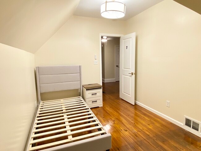 Bedroom 1 - 1372 Neil Ave