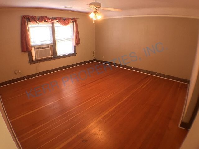 Building Photo - 59 NW Ava Ave