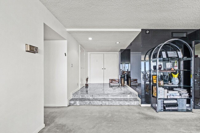 Foto del edificio - 1900 Consulate Pl