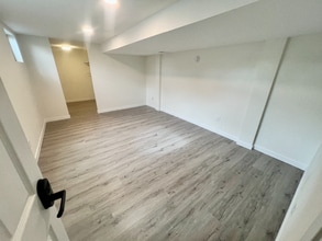 Building Photo - 9212 W Arbor Ave