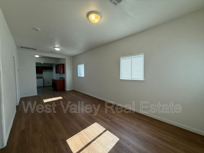 Foto del edificio - 516 2nd St