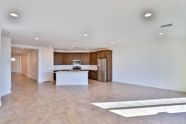 Building Photo - 12537 W Calle De Baca
